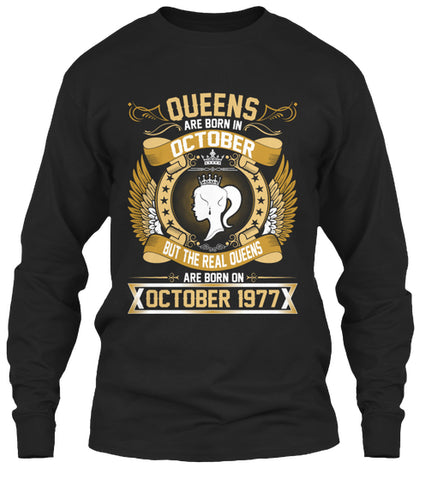 QUEENS ARE BORN IN OCTOBER T Shirt
