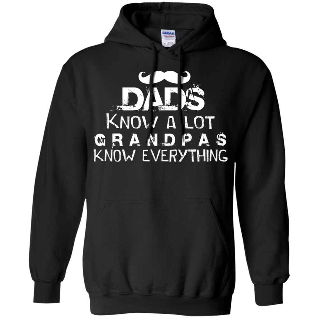 dads know a lot, grandpas know everything| funny grandfather papa unisex T-Shirt