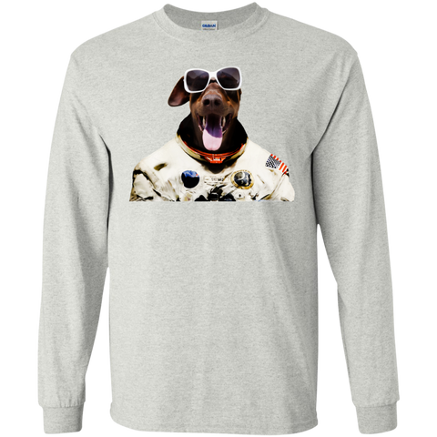 doberfrau goes universe... T-Shirt
