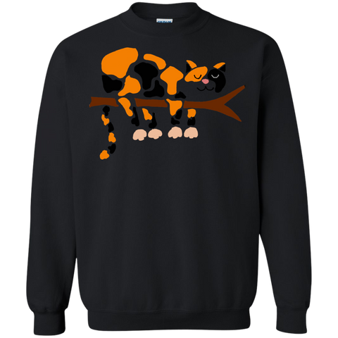 cool funny funky calico cat sleeping in tree t- T-Shirt