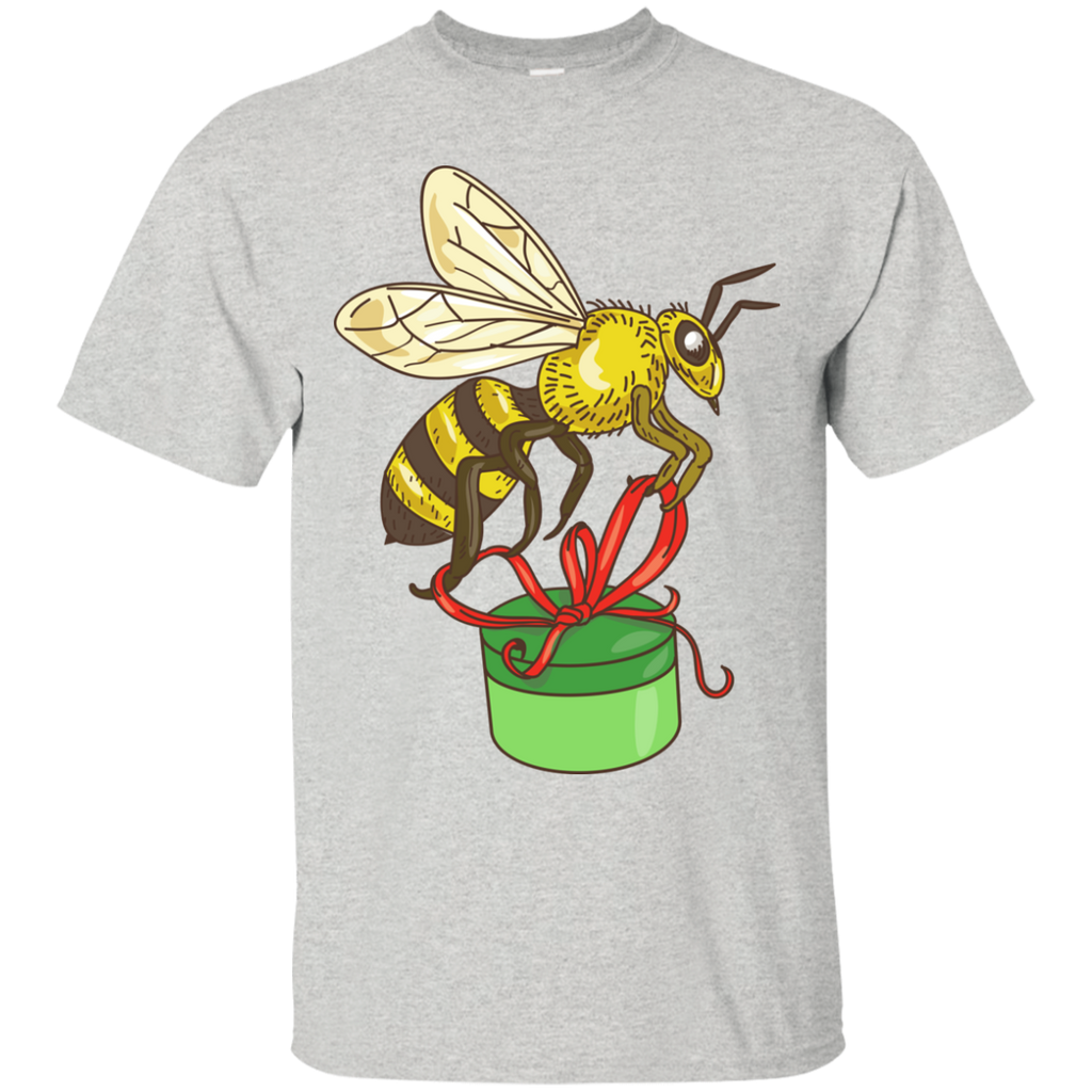 bee carrying gift box drawing T-Shirt