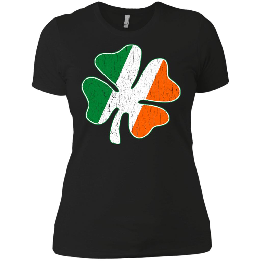 big irish shamrock (vintage distressed look) T-Shirt