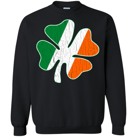 big irish shamrock (vintage distressed look) T-Shirt