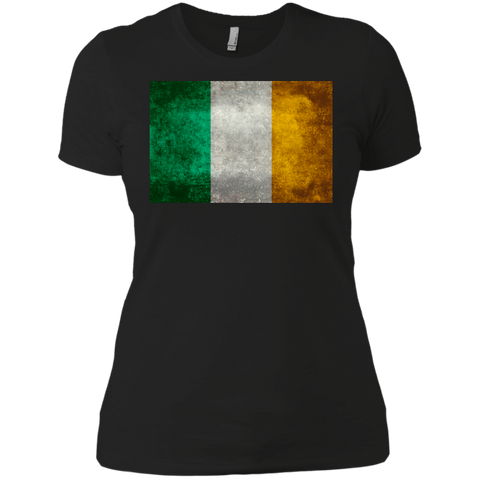 flag of ireland in vintage retro style T-Shirt