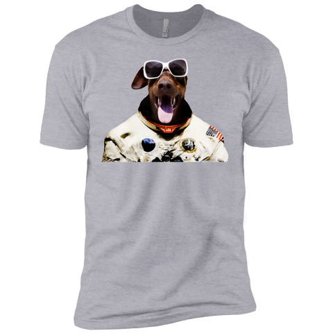doberfrau goes universe... T-Shirt