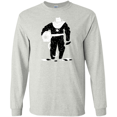 deep sea diver cat (black suit) t- T-Shirt