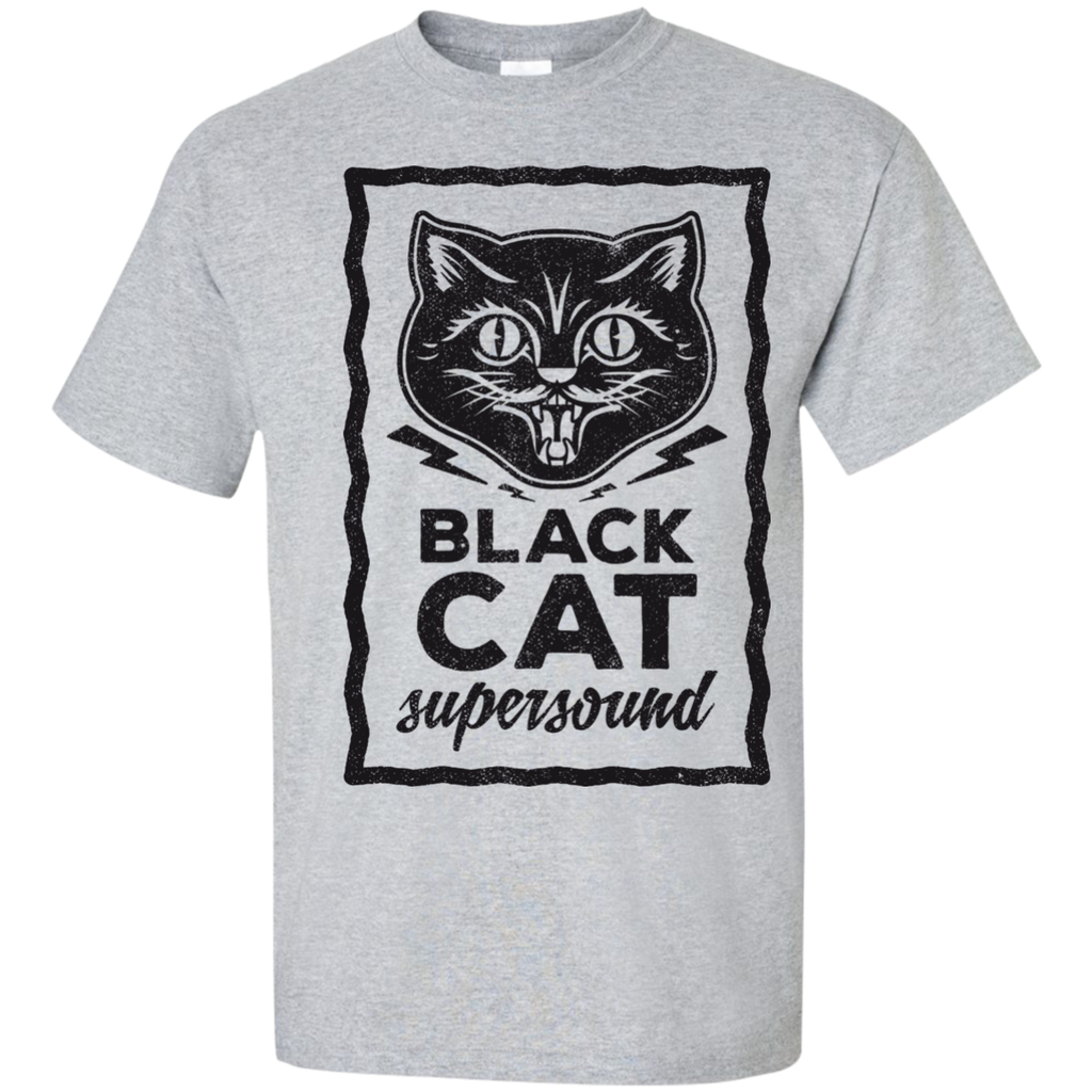 black cat attack!  t- T-Shirt