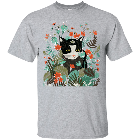 curious cat sweatshirt T-Shirt