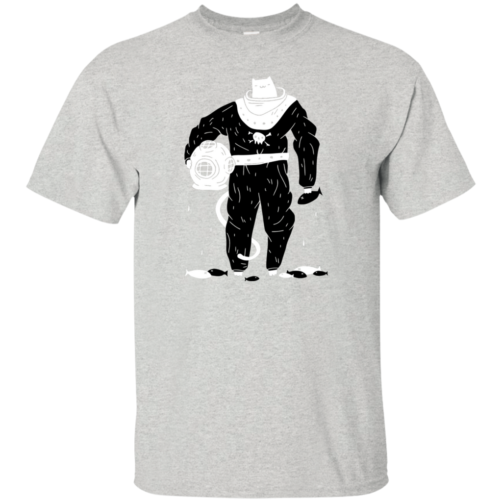 deep sea diver cat (black suit) T-Shirt