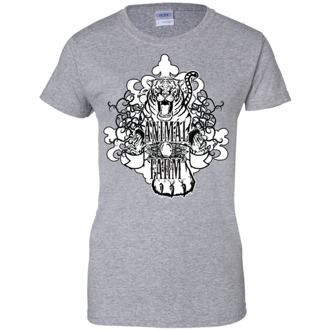 cool tiger crest  T-Shirt