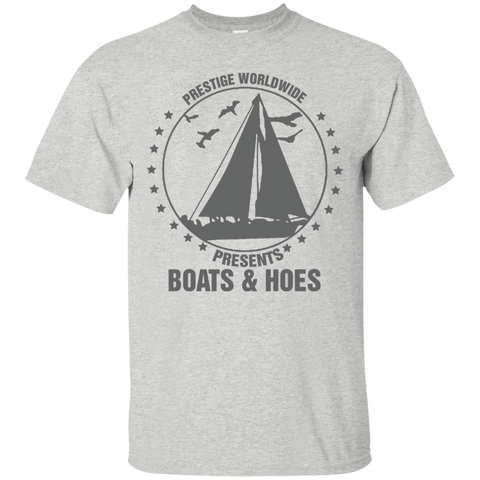 boat & hoes T-Shirt