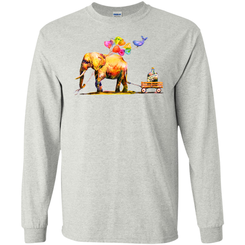 elephant loves whale  funny T-Shirt