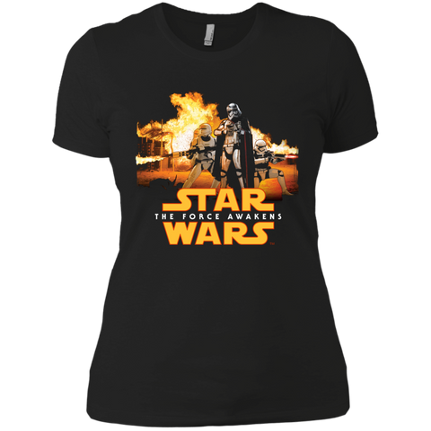 captain phasma's war T-Shirt