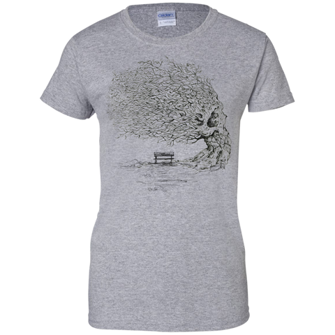 dead tree T-Shirt