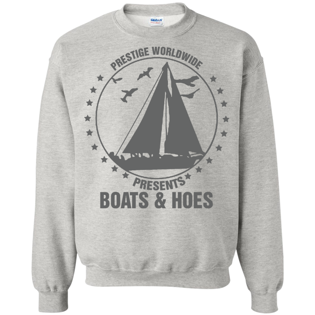 boat & hoes T-Shirt