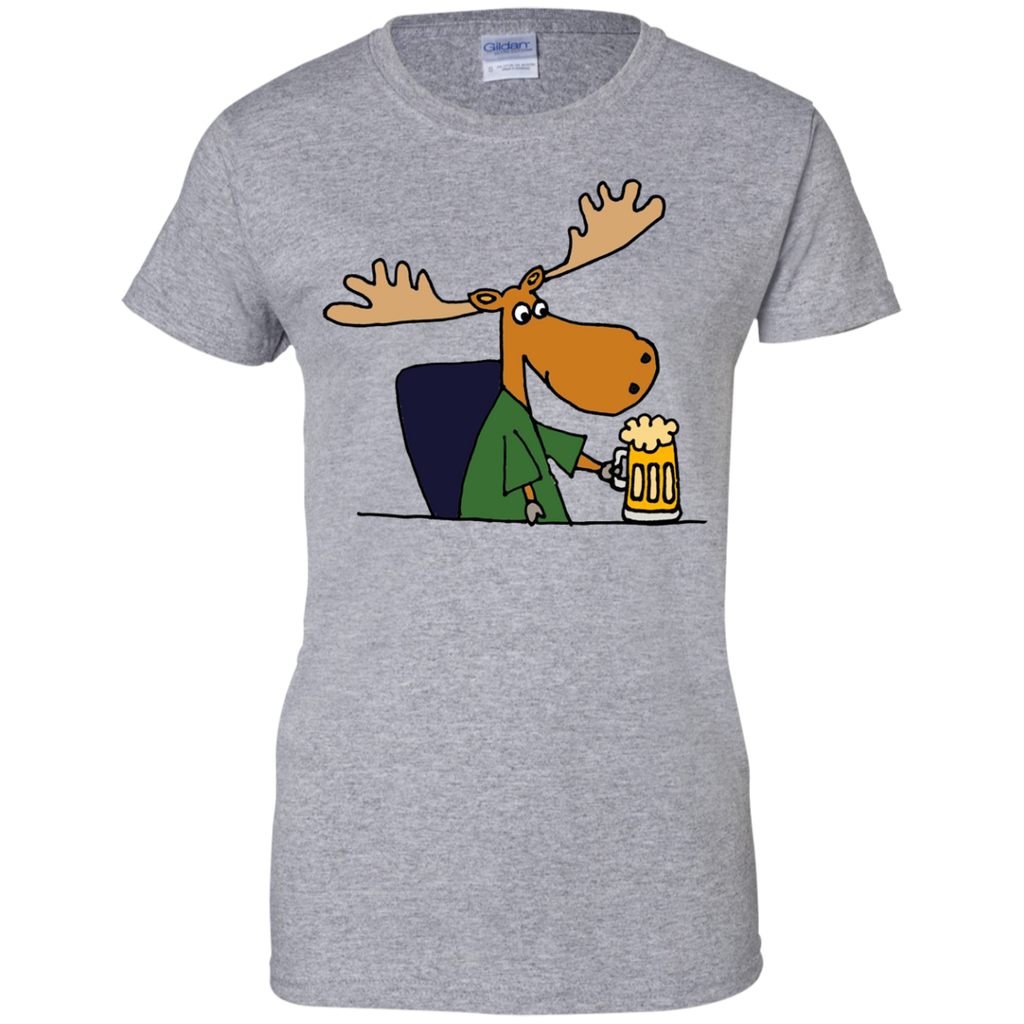 funny cool moose drinking beer cartoon T-Shirt