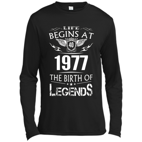 Life Begins At 40 1977 The Birth Of Legends T-Shirt t-shirt