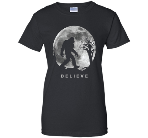 Bigfoot T-shirt Bigfoot Sasquatch Full moon Yeti Funny Shirt