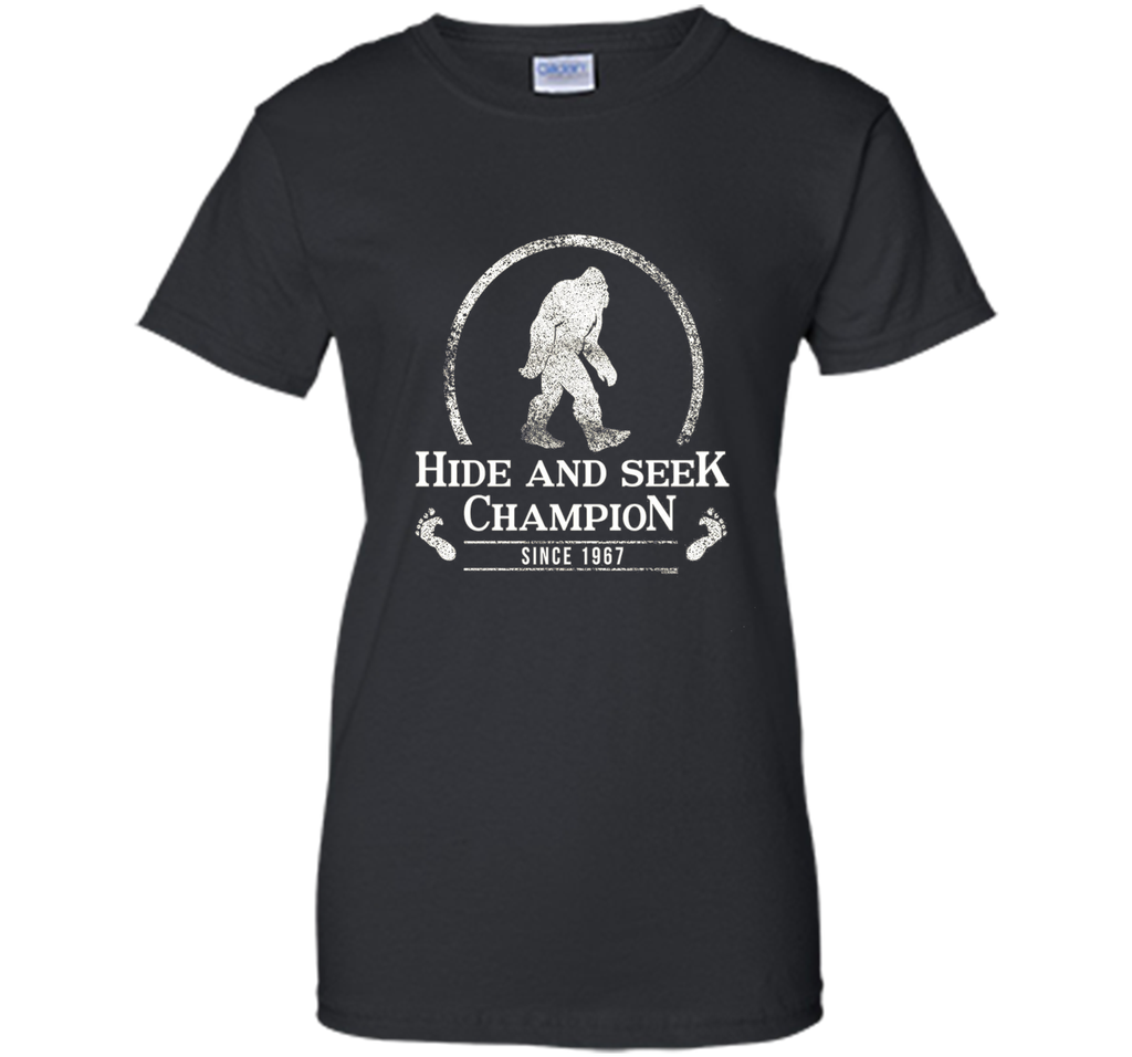 Hide & Seek Champion Since 1967 T-shirt Funny Bigfoot Gift