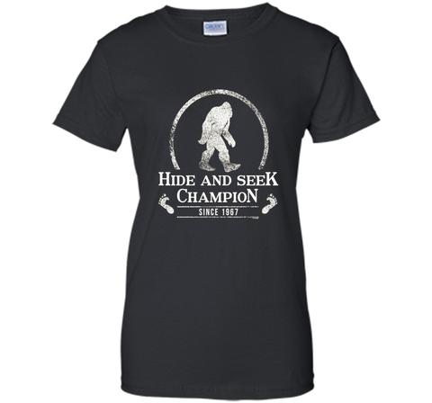 Hide & Seek Champion Since 1967 T-shirt Funny Bigfoot Gift