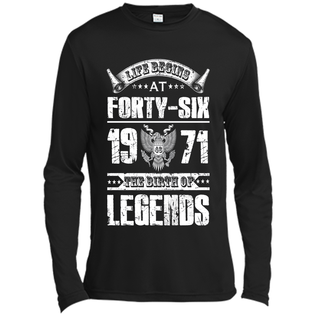 Life begins at 46, 1971 the birth of legends- 1971 T Shirt