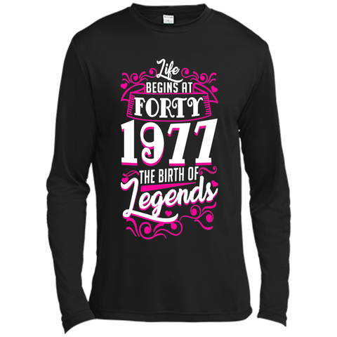 Happy 1977 My 40th Birthday Gift Ideas T shirt